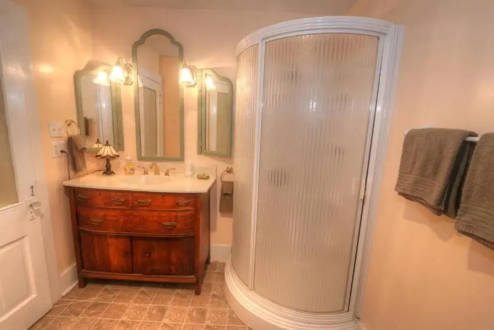 Hidden Springs Bed & Breakfast