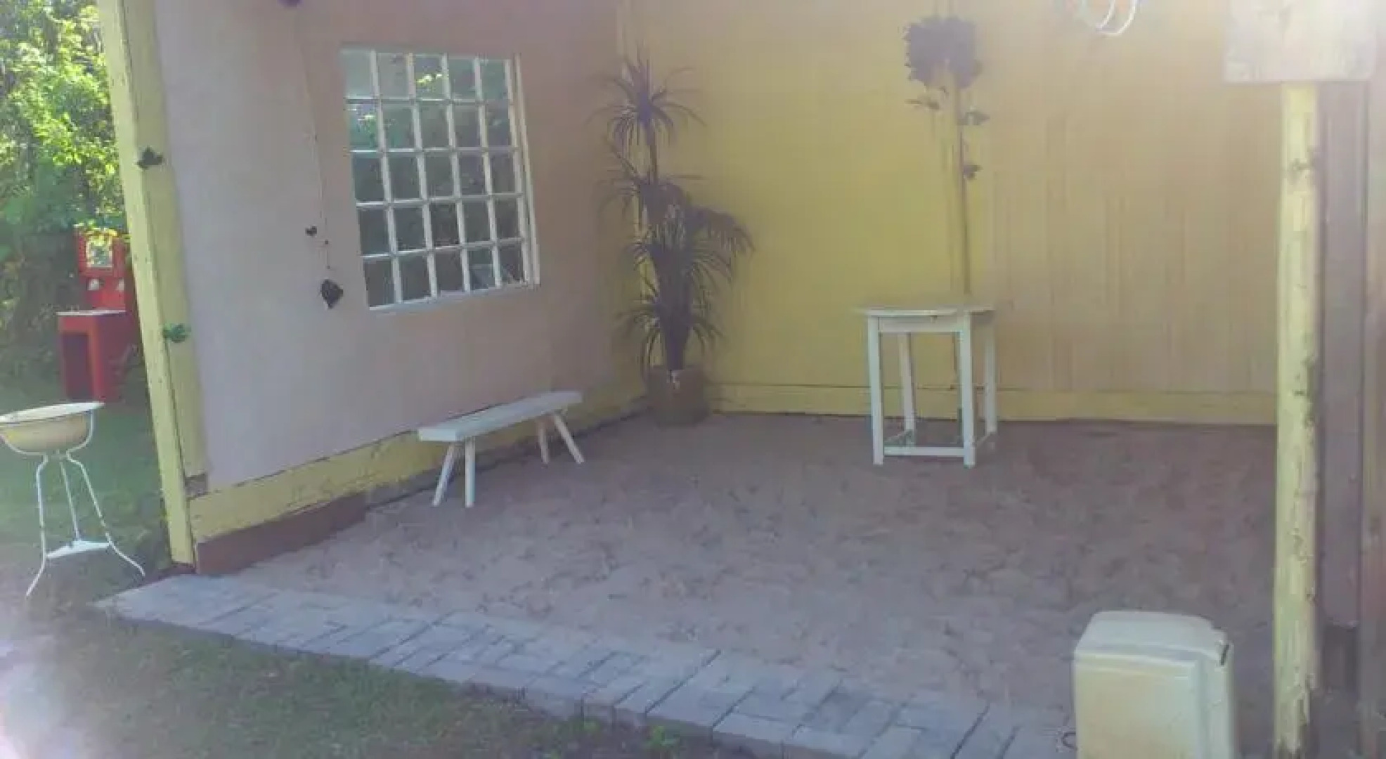 Summer bungalo trailer