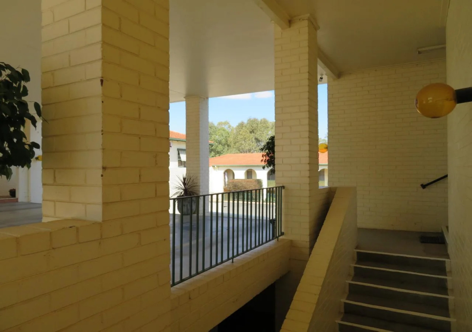 Bishops Lodge Narrandera