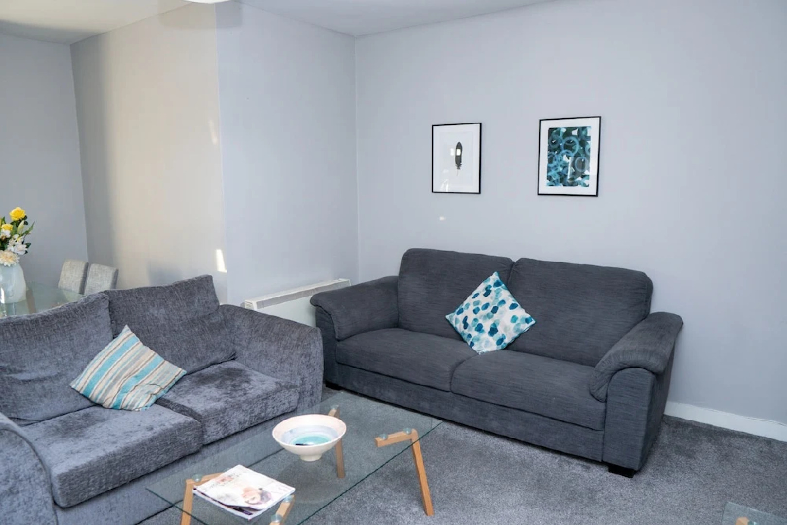 The White House Apartments