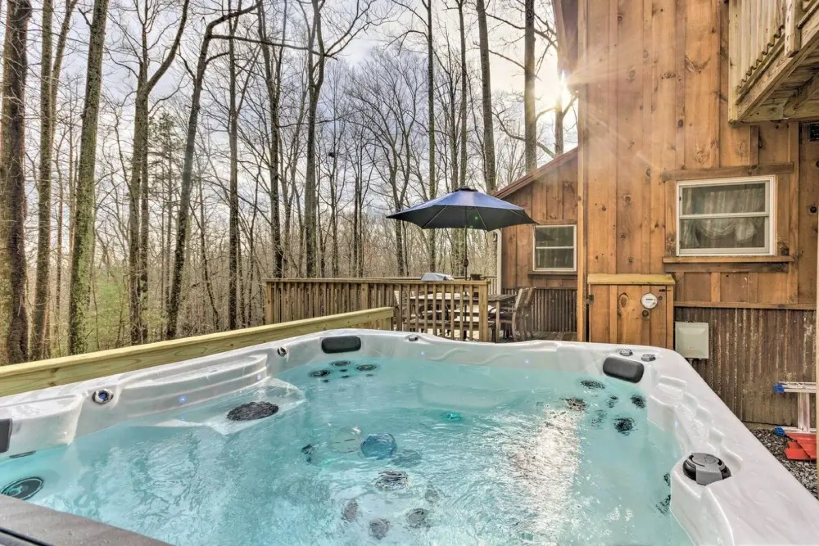 Hendersonville Cabin w/ Hot Tub, Views & Fire Pit!