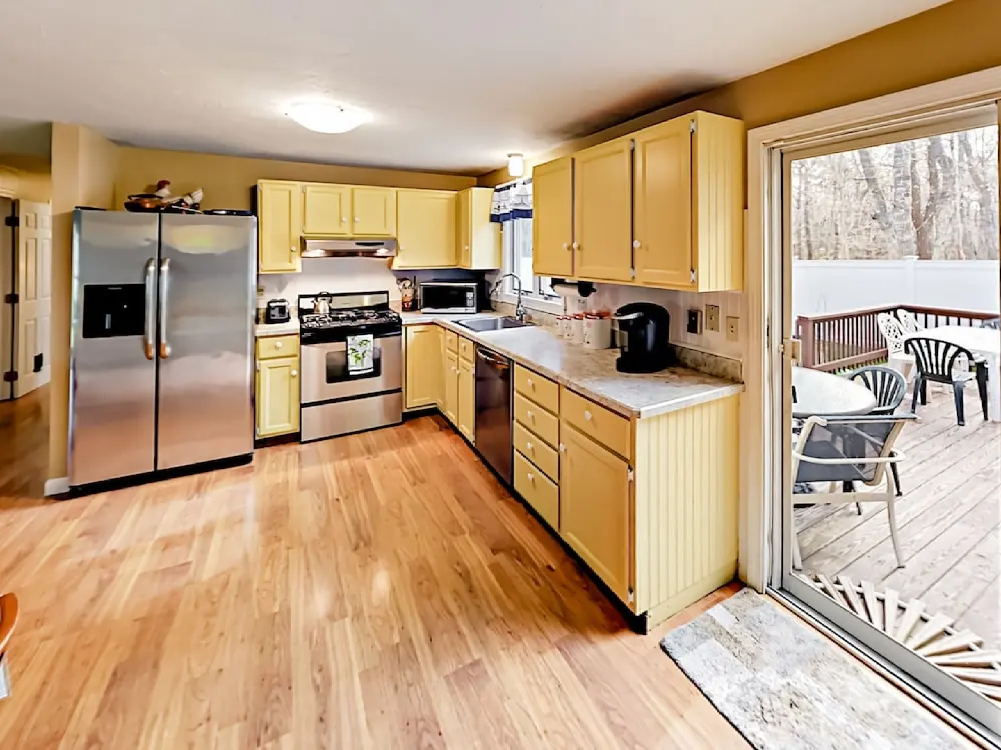 312 Carriage Lane Home - 4 Br home by RedAwning