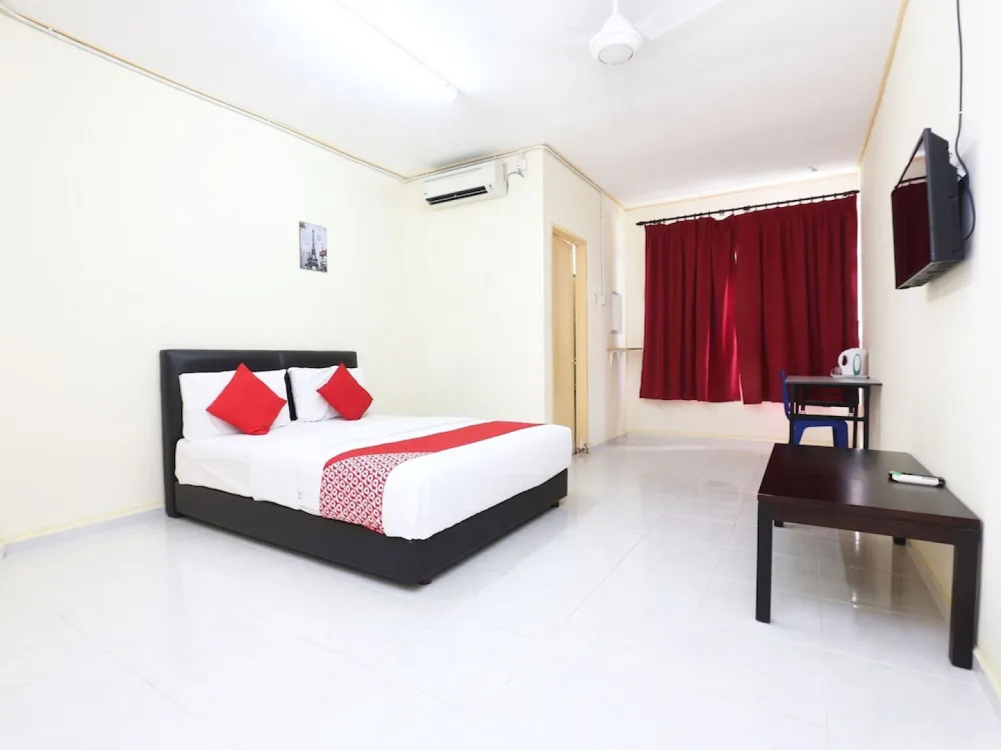 Hotel Pelangi Marang by OYO Rooms
