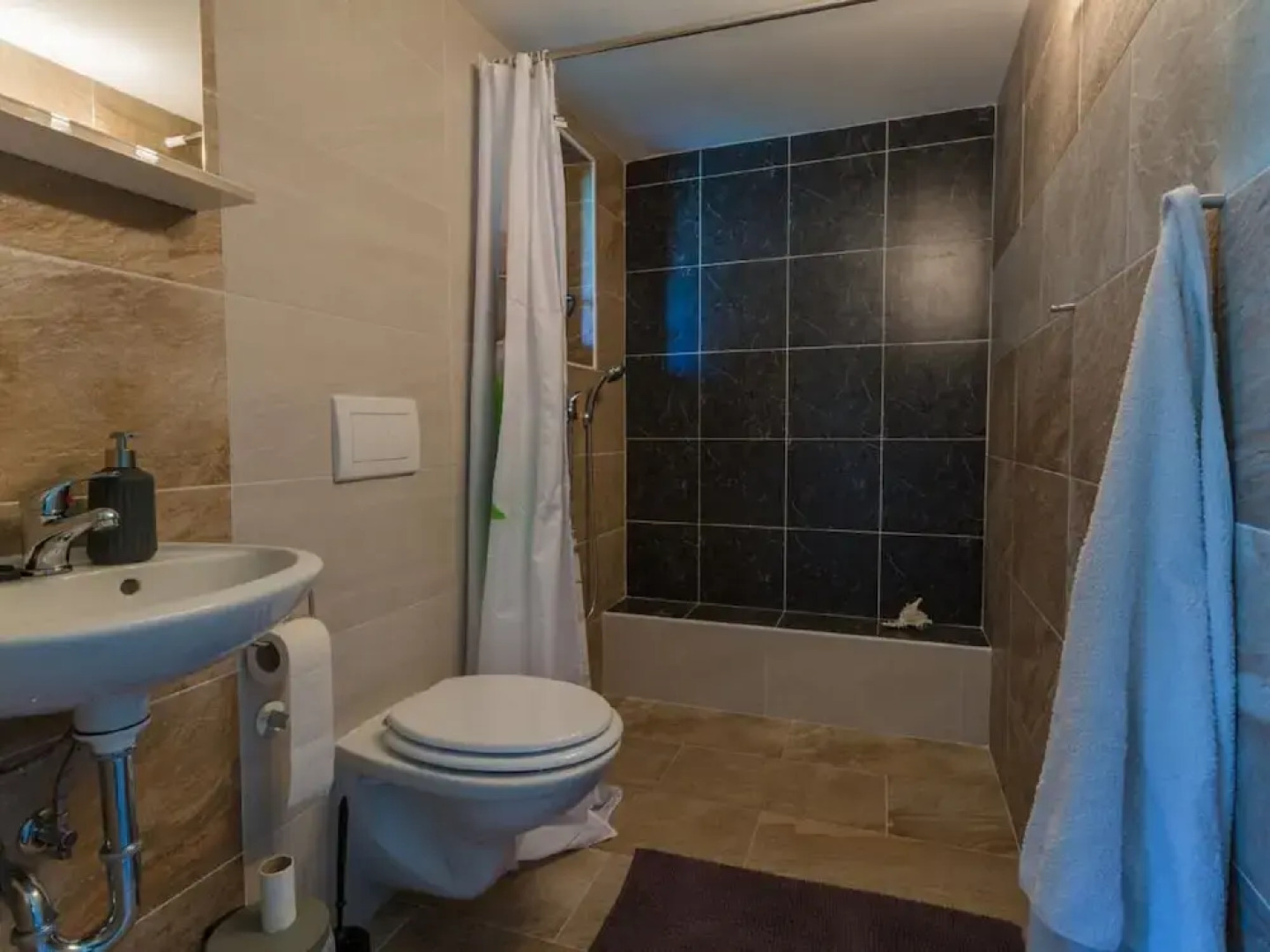 Large Holiday Home With Private Pool, Wellness & Sea View