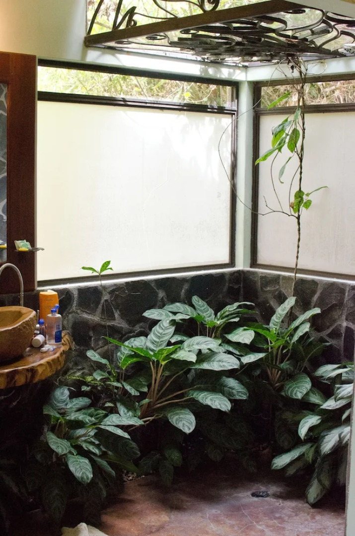 Gingerbread Hotel and Restaurant