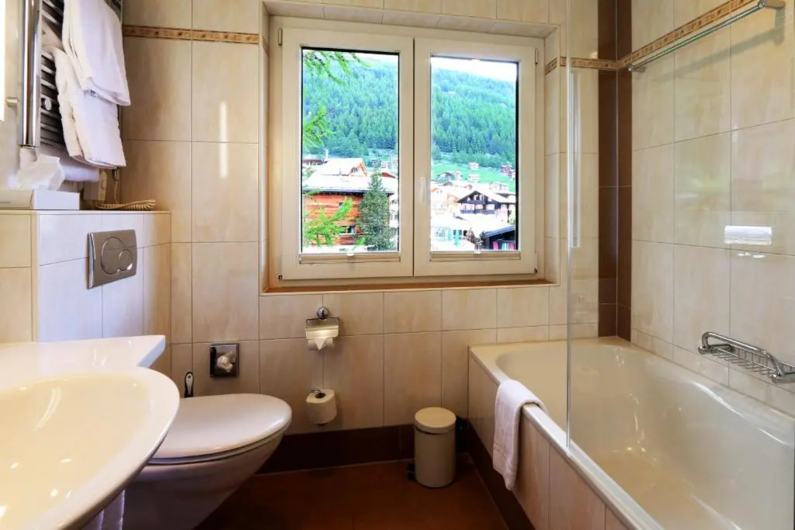 Amber Hotel