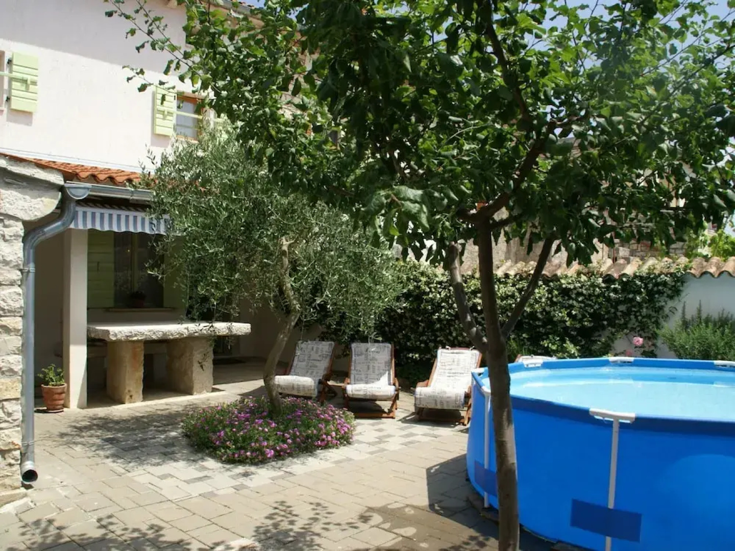 Stone Holiday Home in Peresiji With Pool