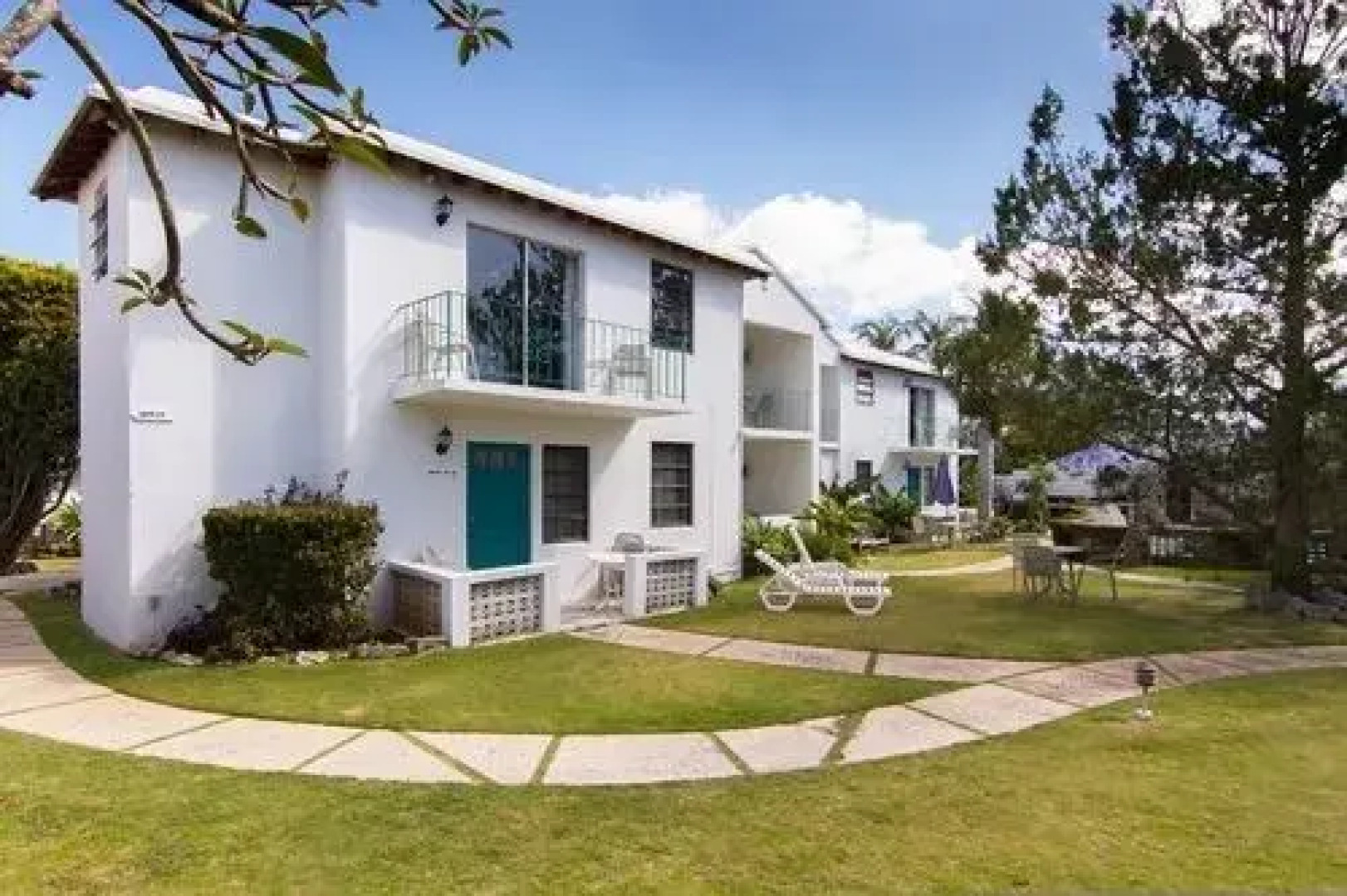 Sandpiper Apartments