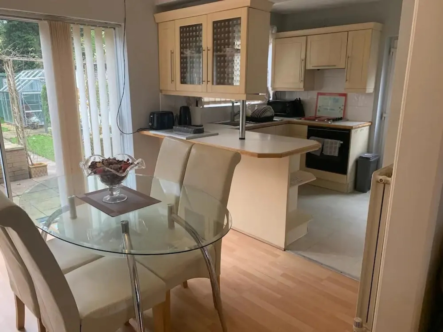 Stunning 3-bed House in Cheadle