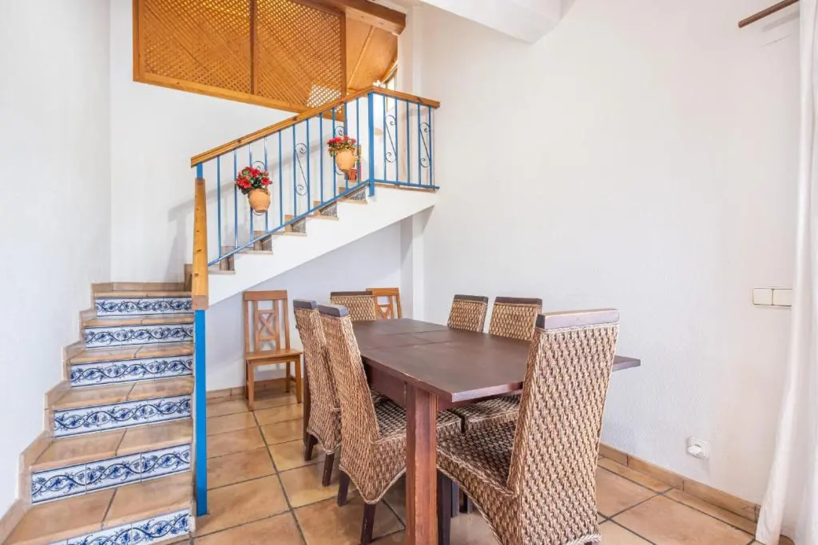 Espectacular Villa en La Nucía. Privacidad total.