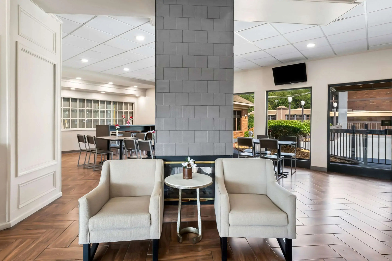 Quality Inn & Suites Fayetteville I-95