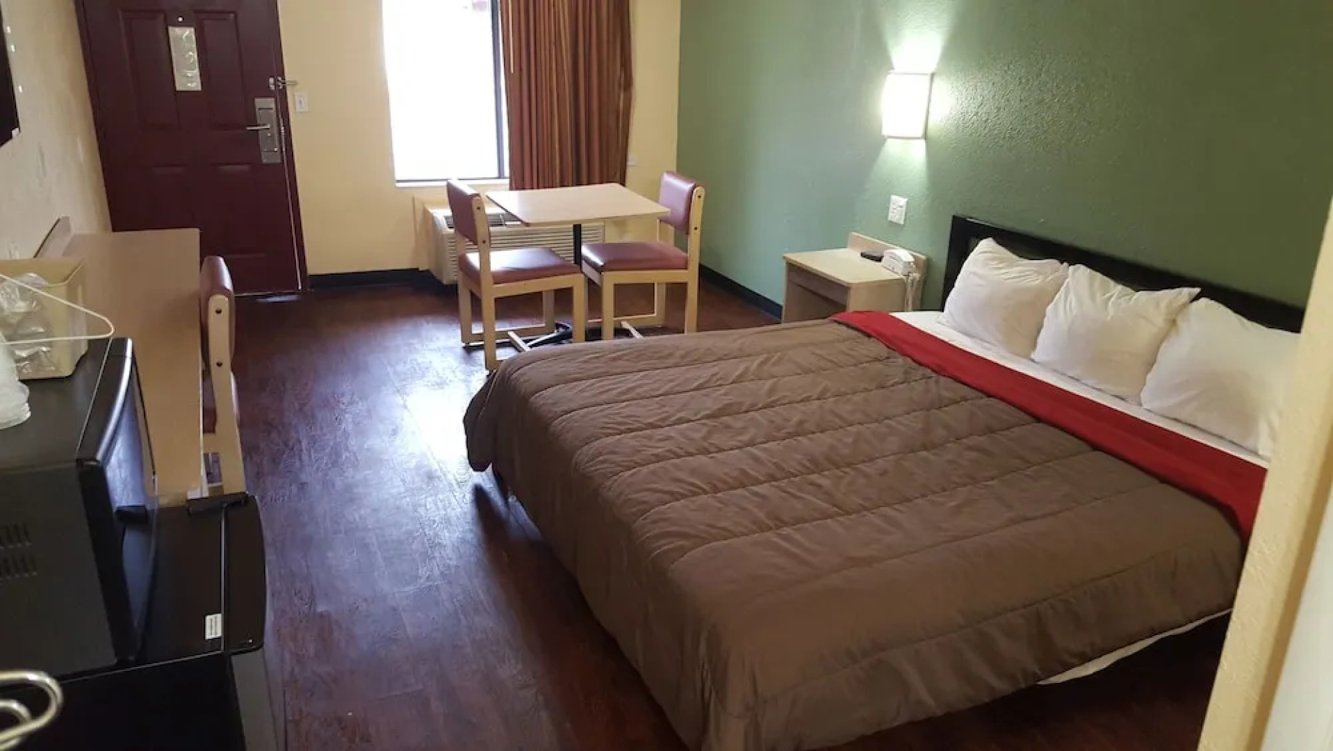 Americas Best Value Inn - Mentor