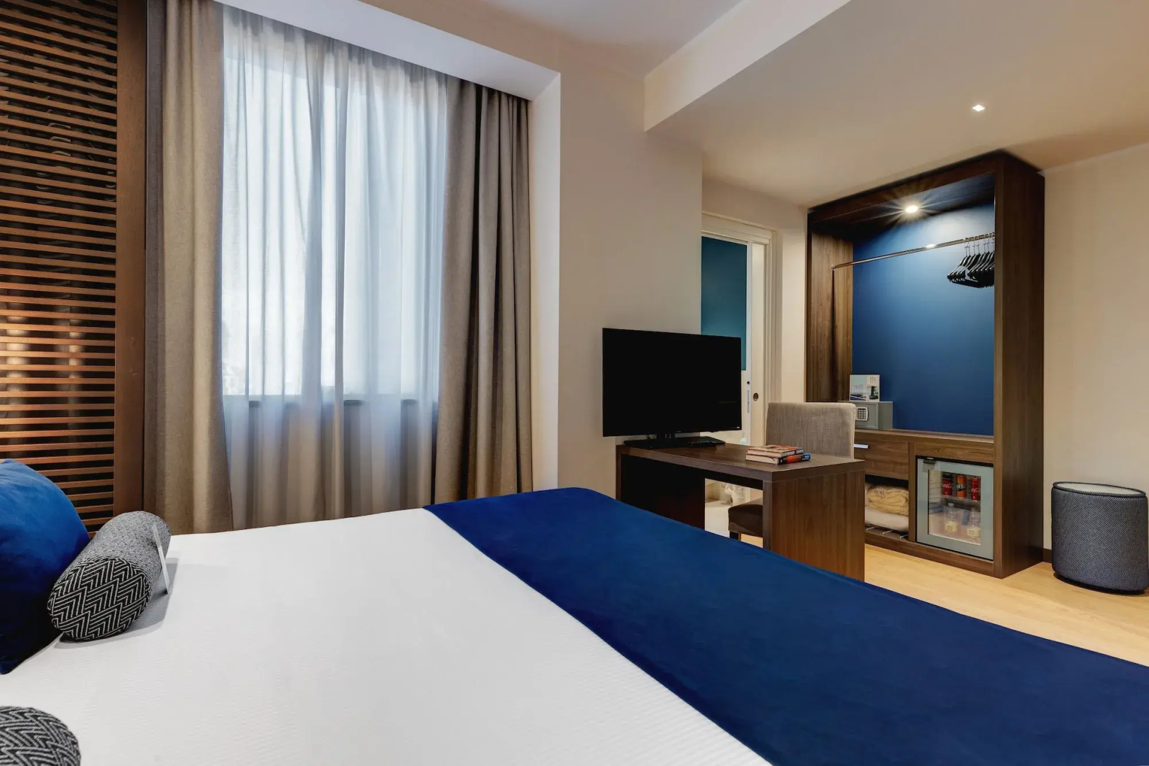 Fly Decò Hotel