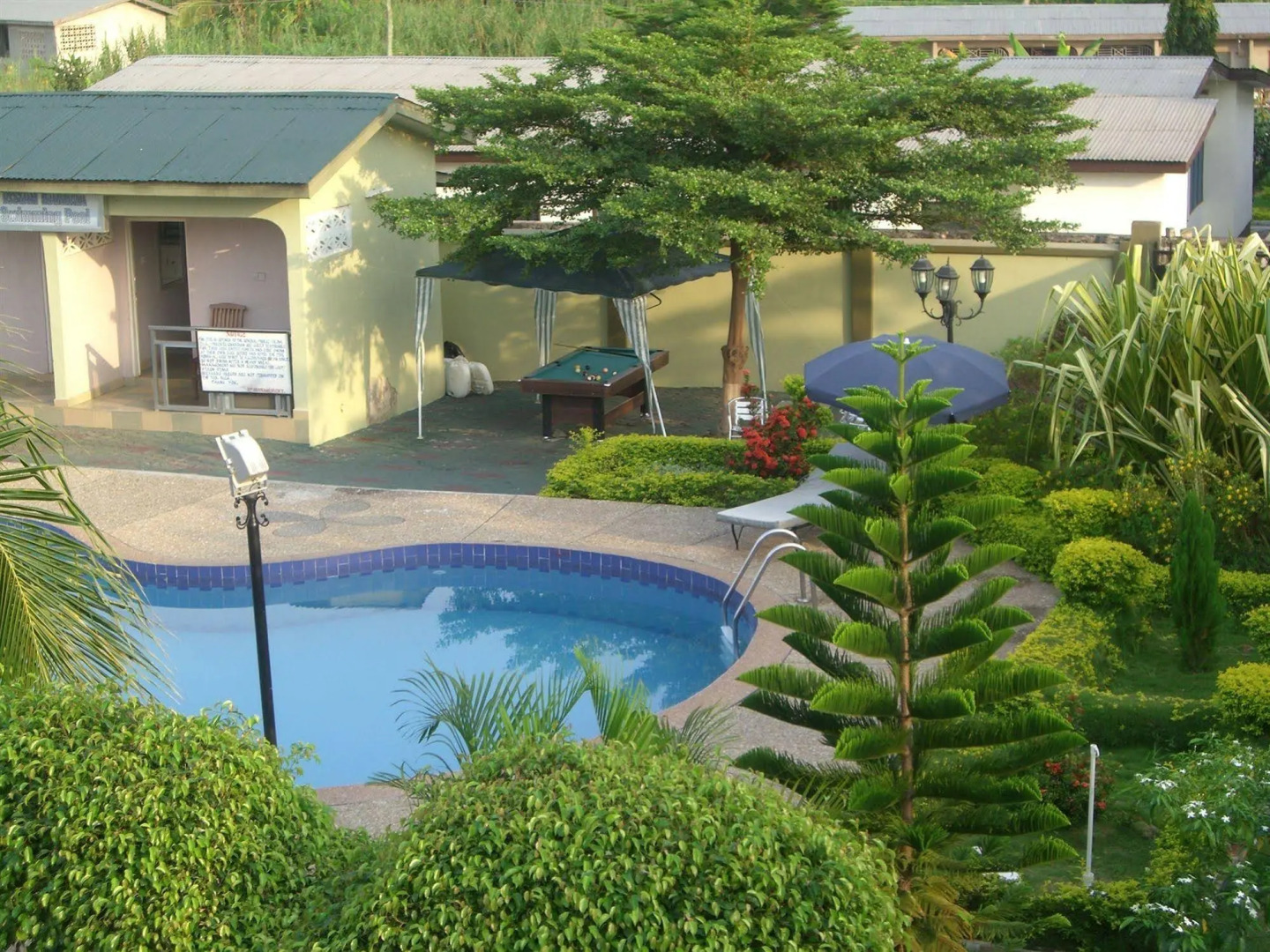 Wadoma Royale Hotel