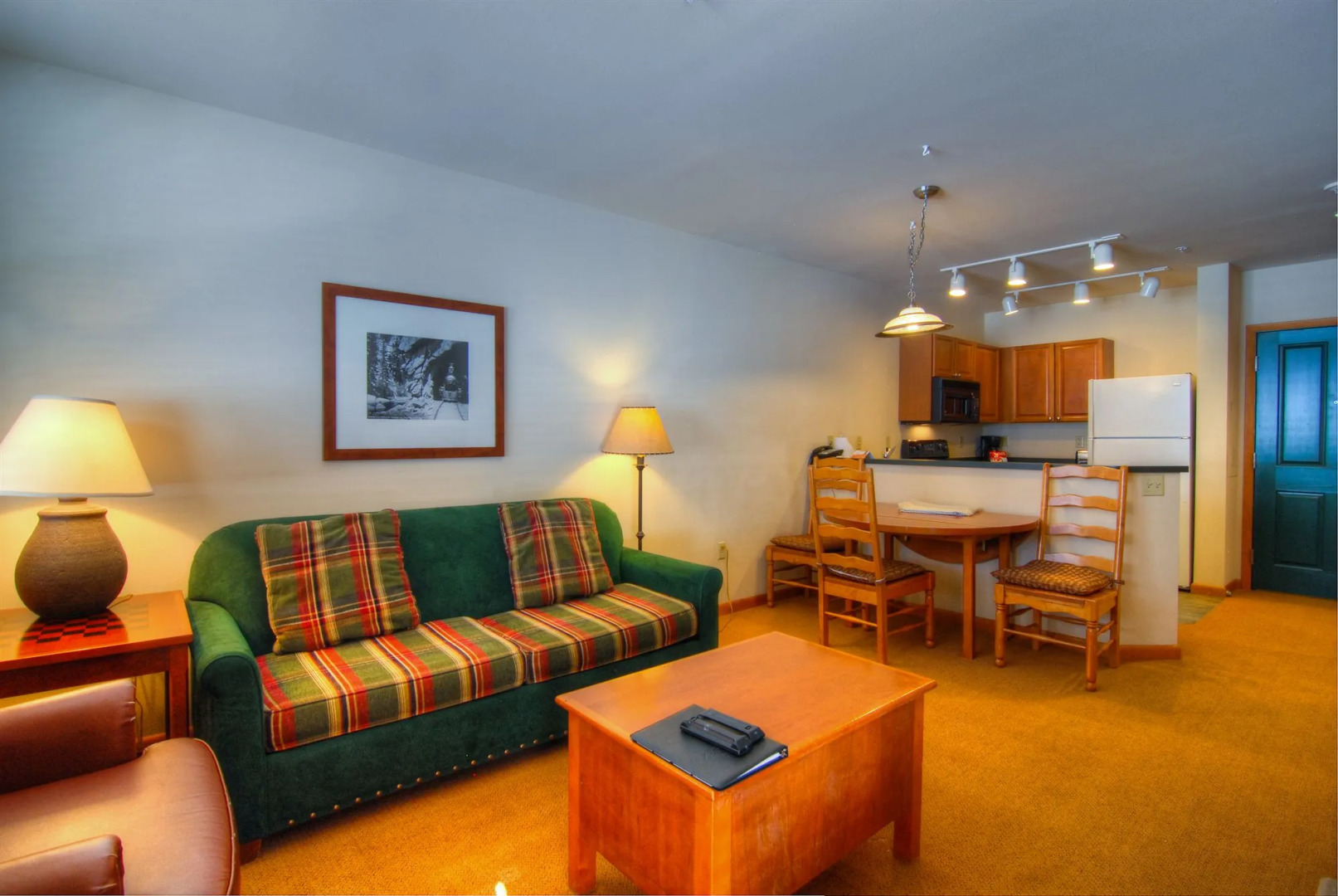 Zephyr Mountain Lodge