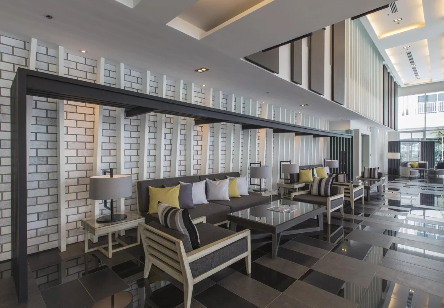 Kantary 304 Hotel