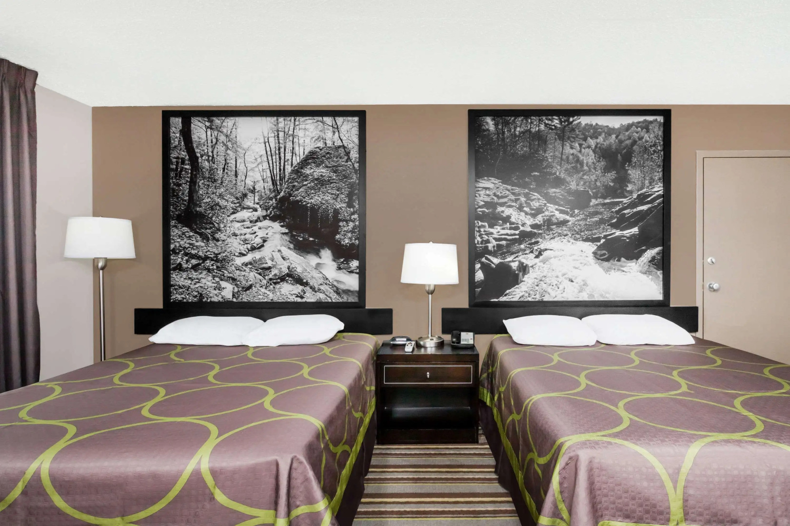 Super 8 by Wyndham Monteagle TN