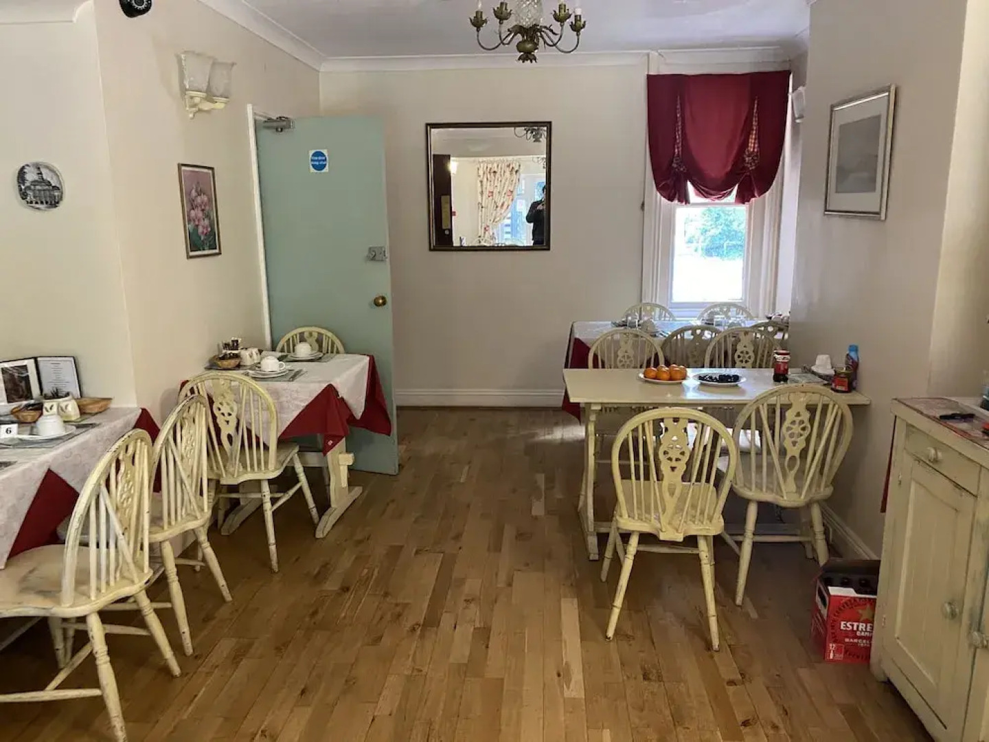 Pickwicks Guest House