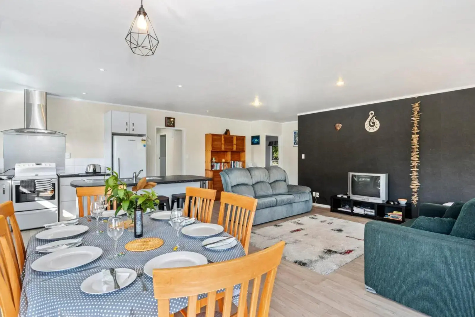 Ota Point Paradise - Whangaroa Holiday Home