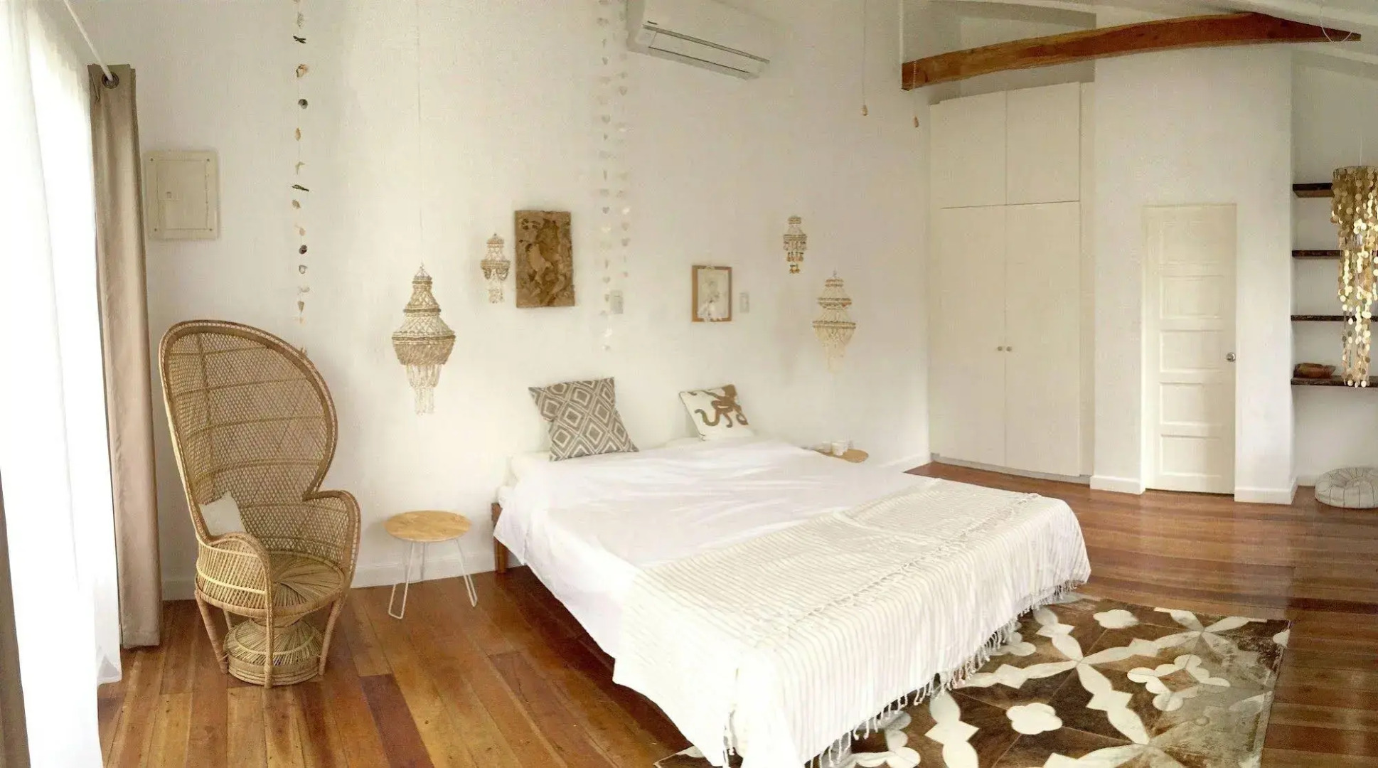 Sandingan Island Resort