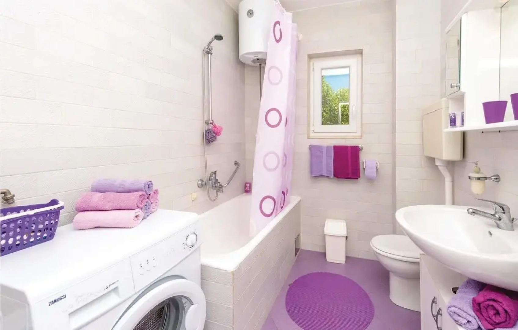 Awesome Home in Trsteno With Wifi and 7 Bedrooms