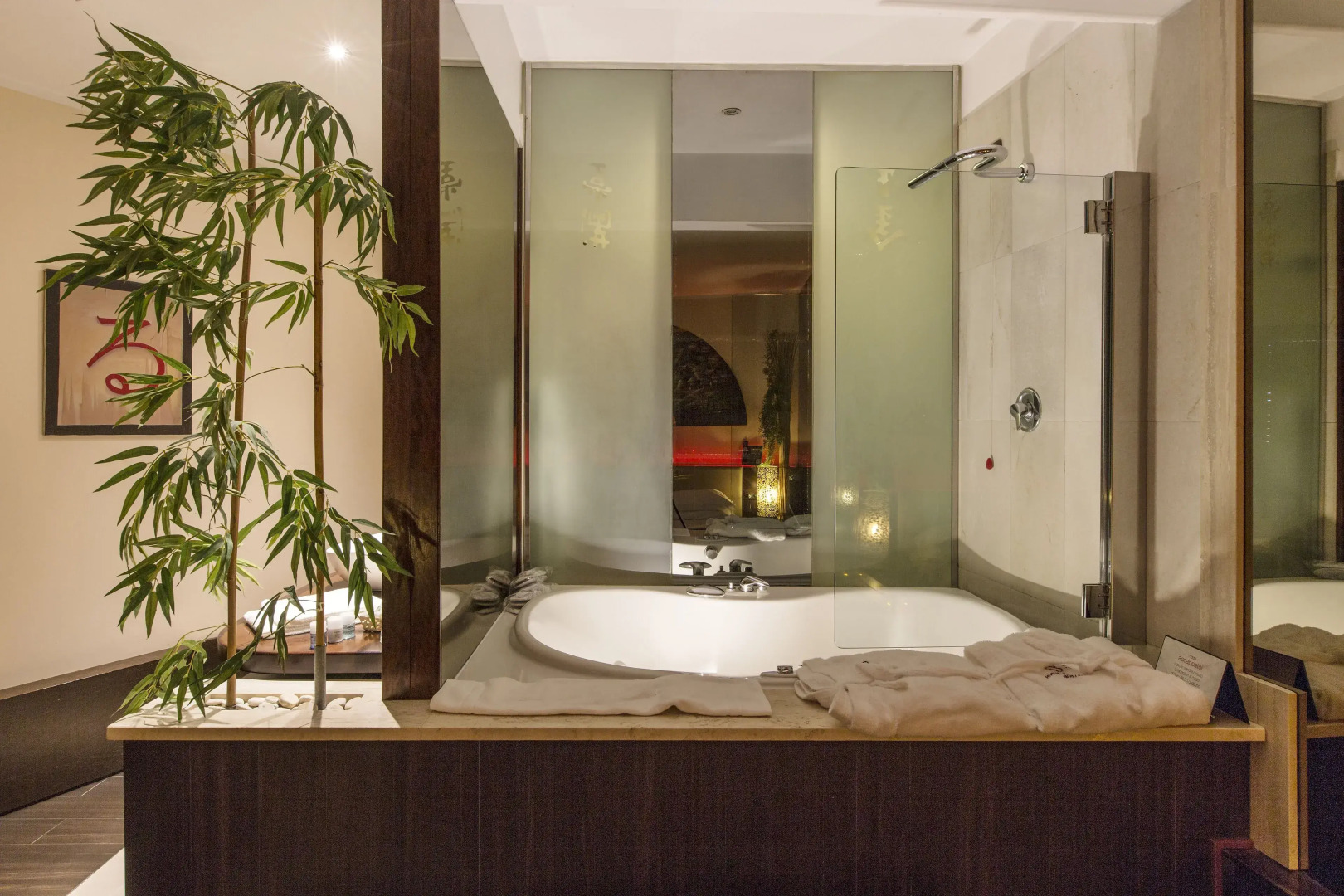 Motel K Suite A Tema & Wellness