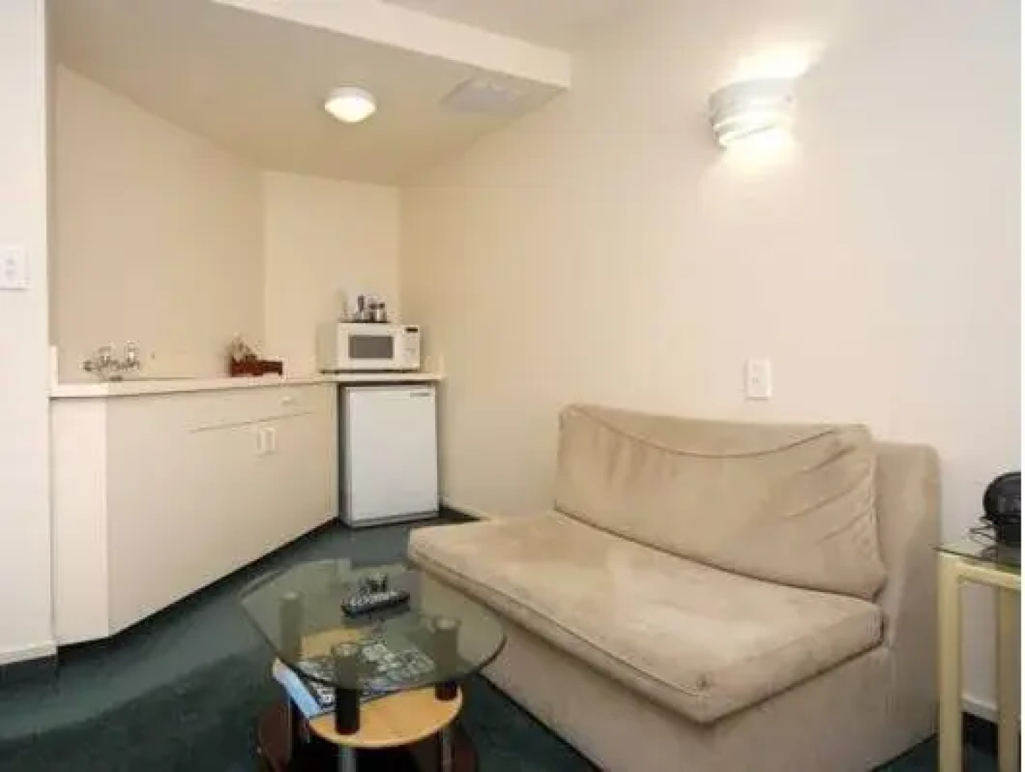 Fountain Court Motel