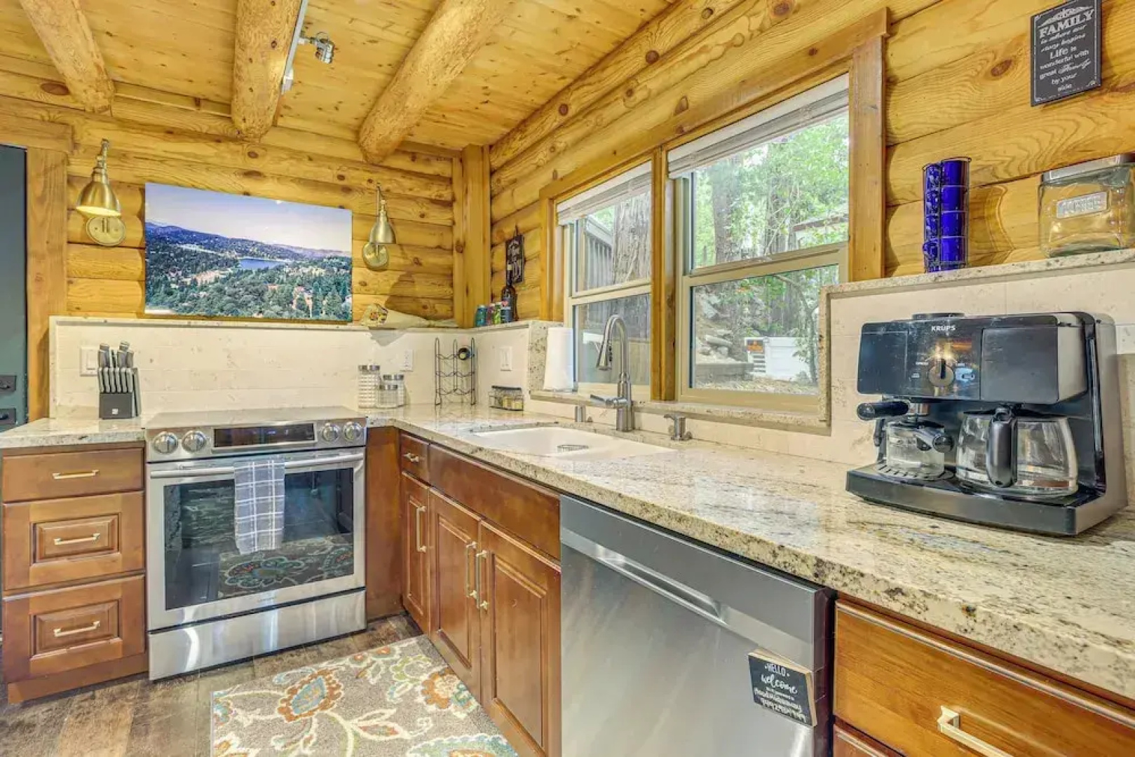 Cabin ~ 1 Mi to Lake Gregory & Hiking!