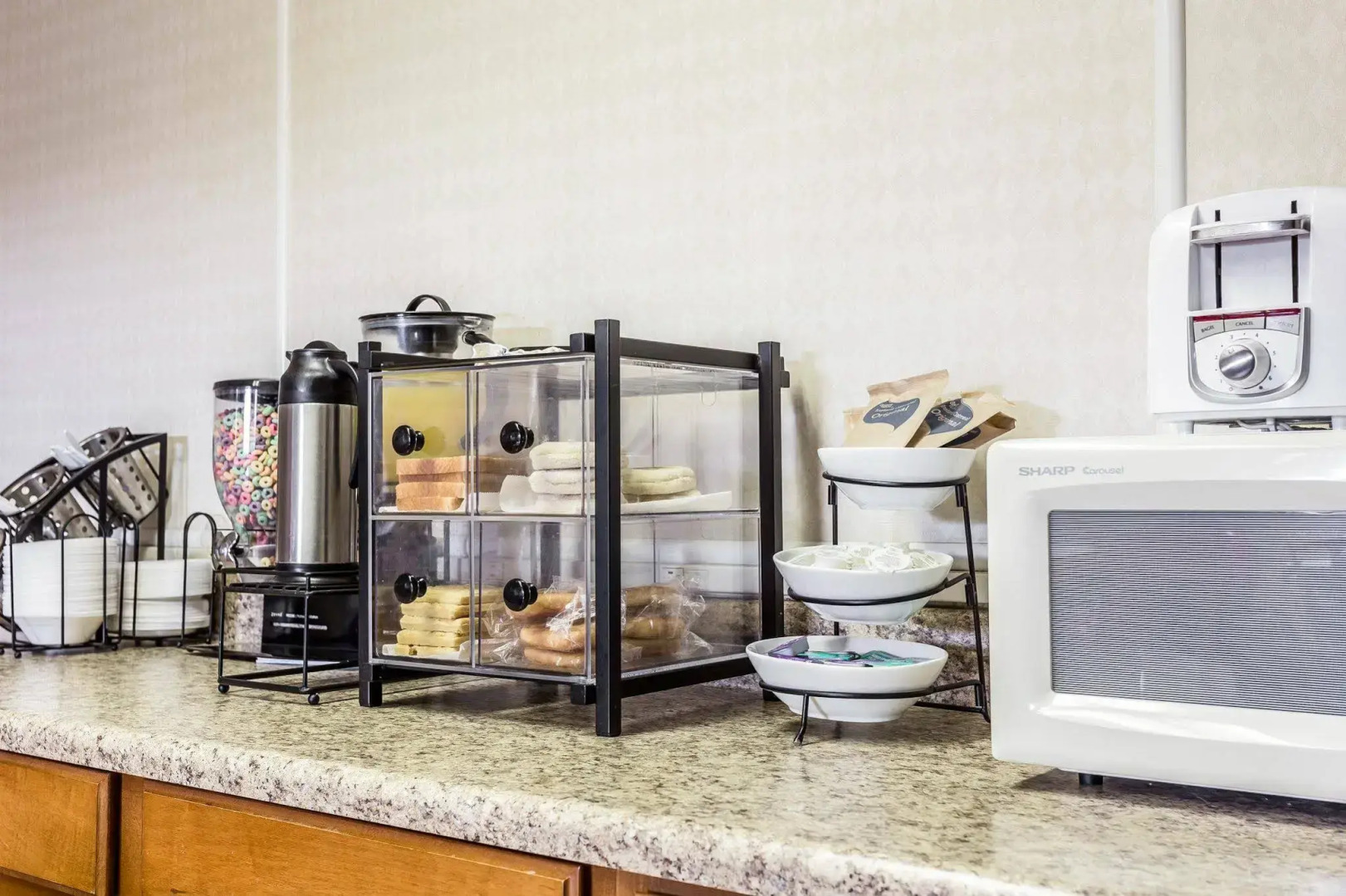 Econo Lodge Inn & Suites Matthews - Charlotte