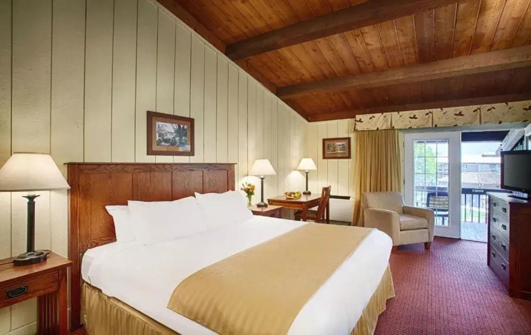 Salt Fork State Park Lodge and Conference Center