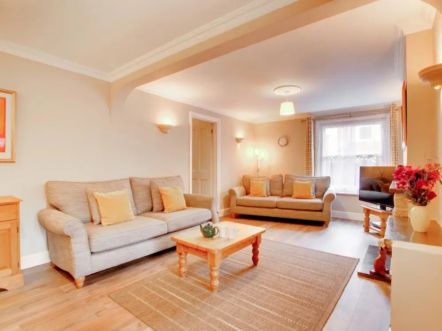 Chic Holiday Home in Swanage With Garden