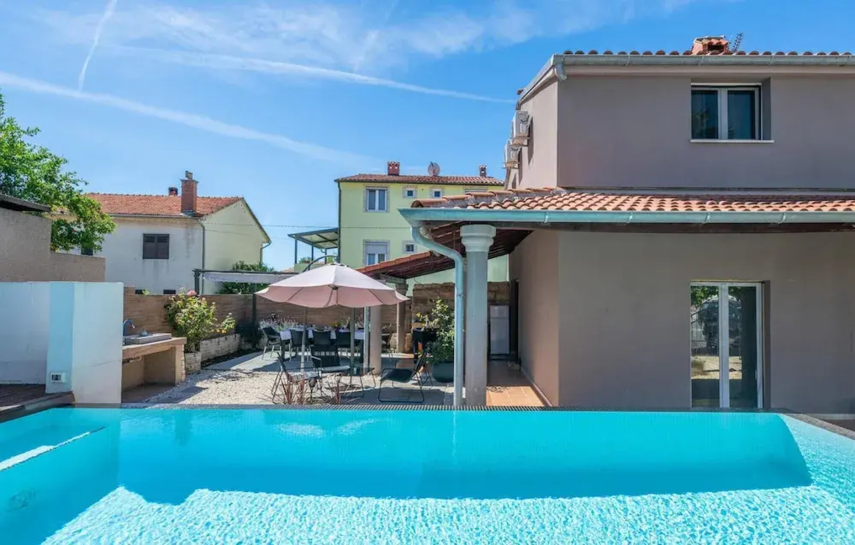 Stunning Home in Medulin With Wifi and 4 Bedrooms