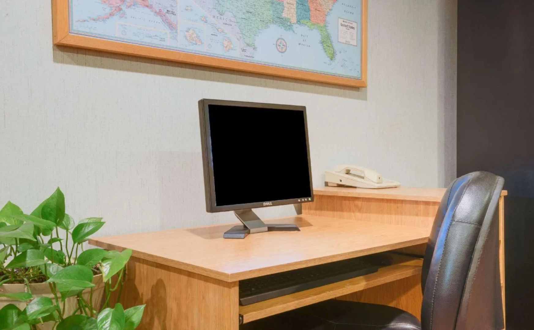 Super 8 by Wyndham Monett