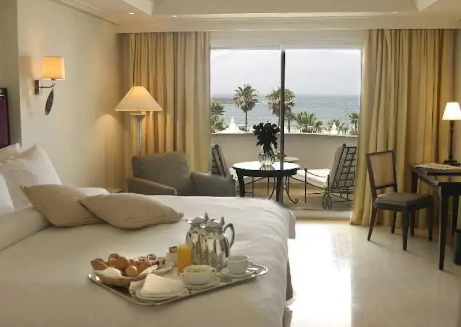 villa pied dans l eau Skhirat plage