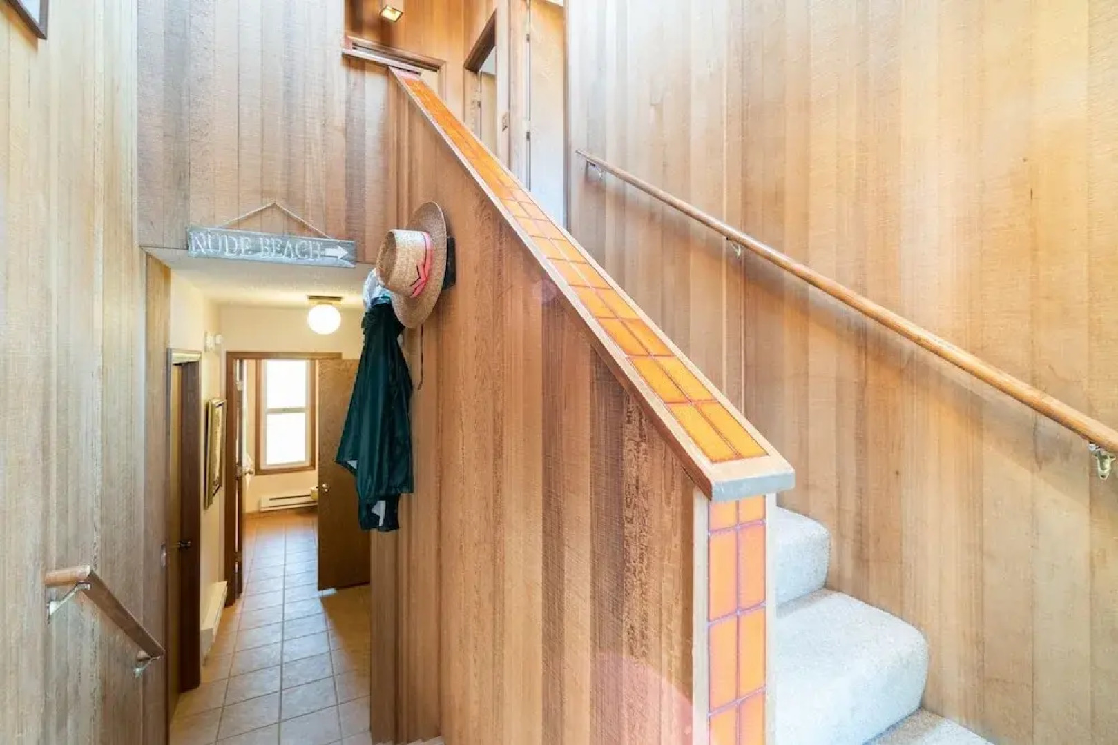 Neskowin Nest 4 Br home by RedAwning