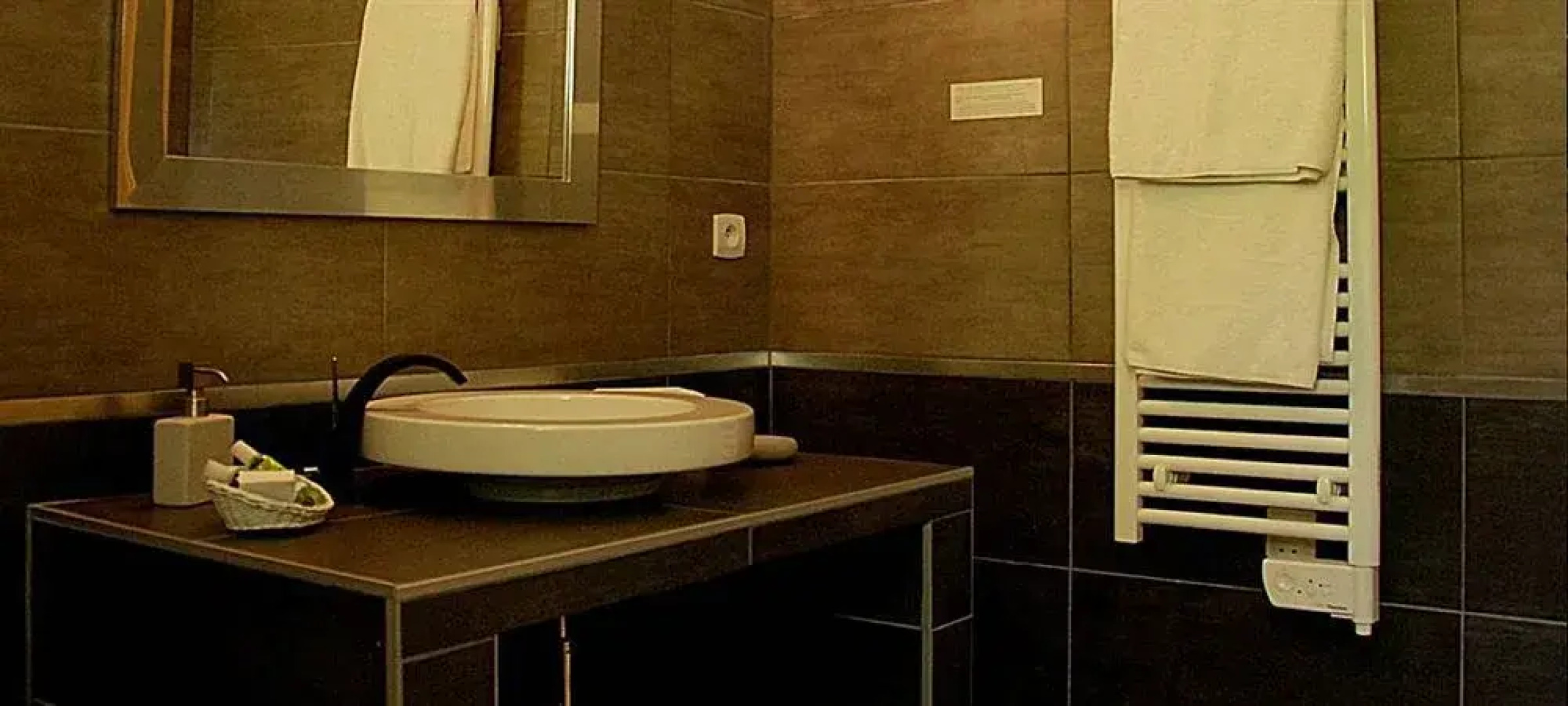 Hotel Les Mazets Des Roches