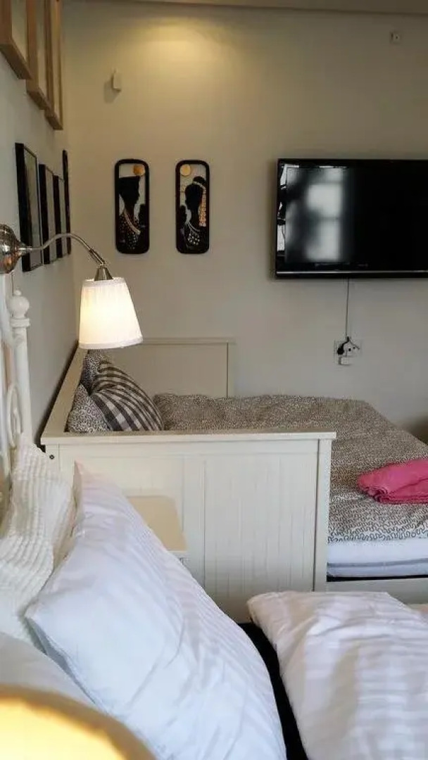 Qstay Bed & Breakfast