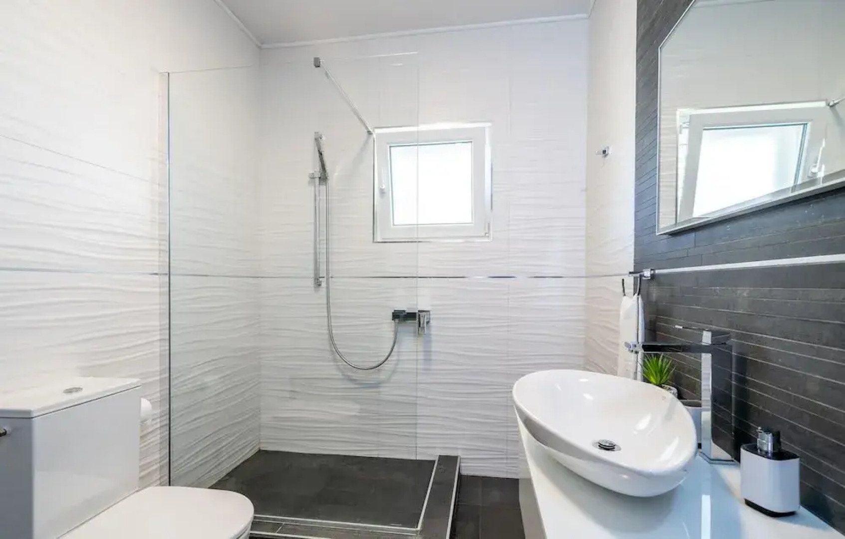 Stunning Home in Janjina With Wifi and 2 Bedrooms