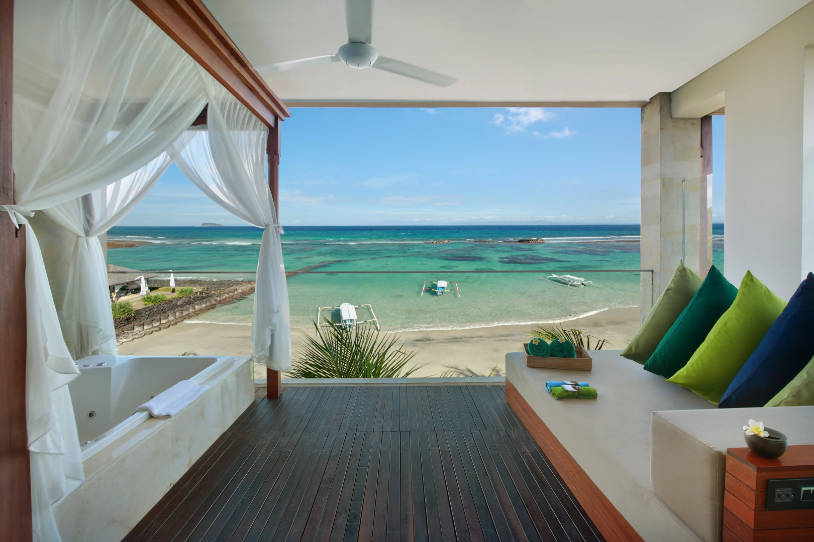 Отель Candi Beach Resort and Spa
