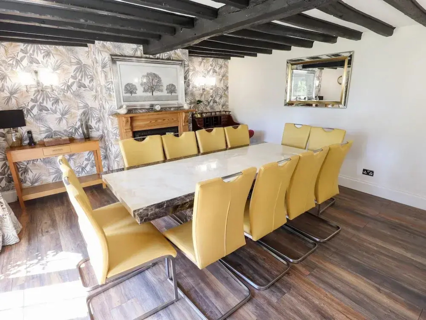 Holly Cottage
