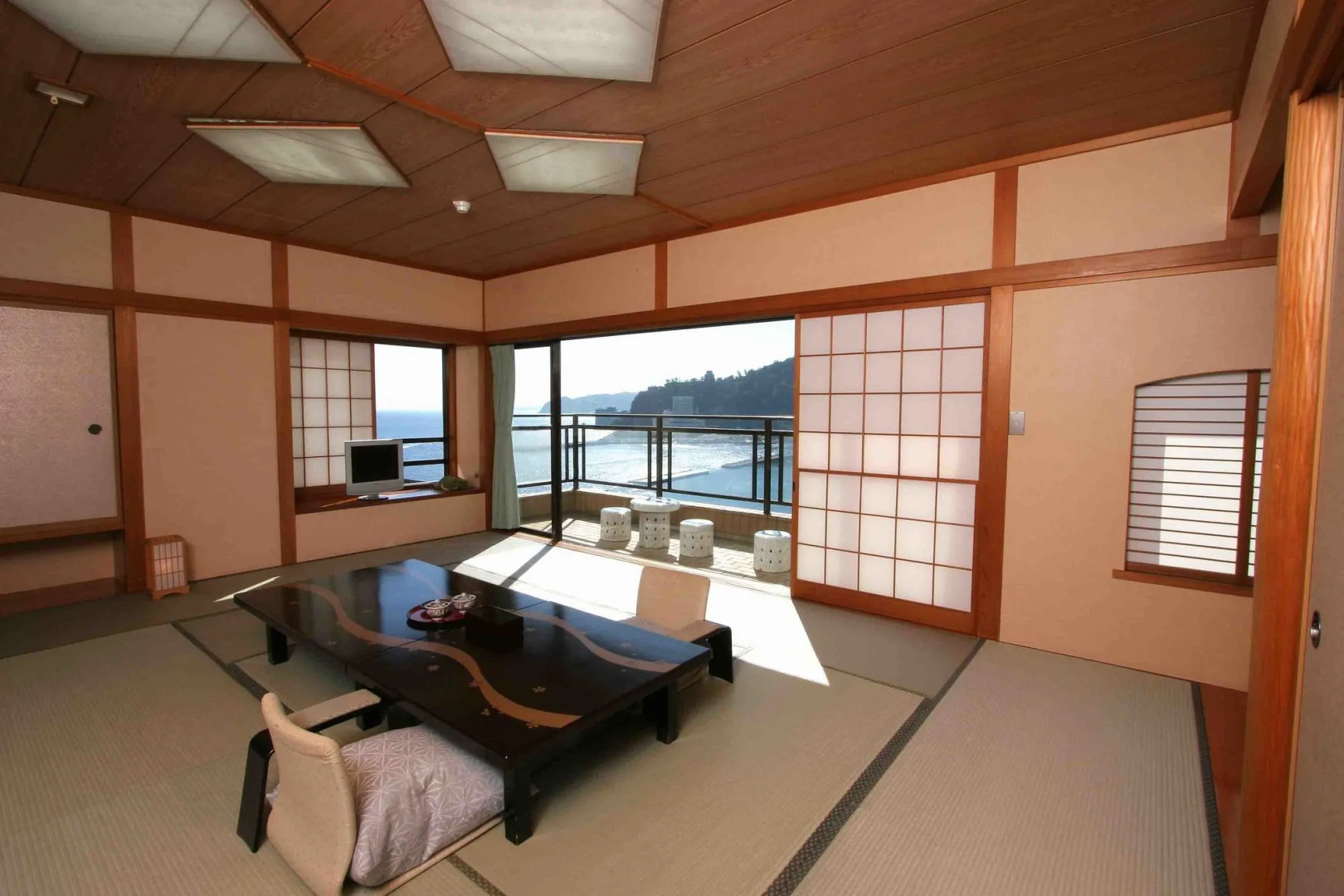 Tsukino Sumika Atami Juraku Hotel