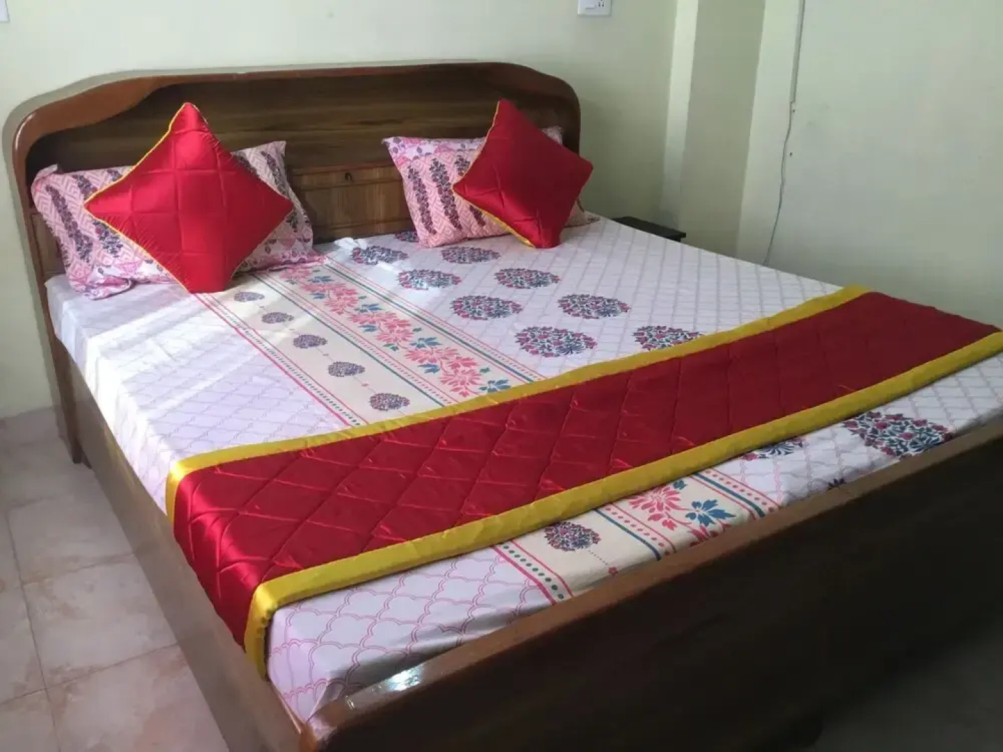 Hotel Pinjore Holiday Home