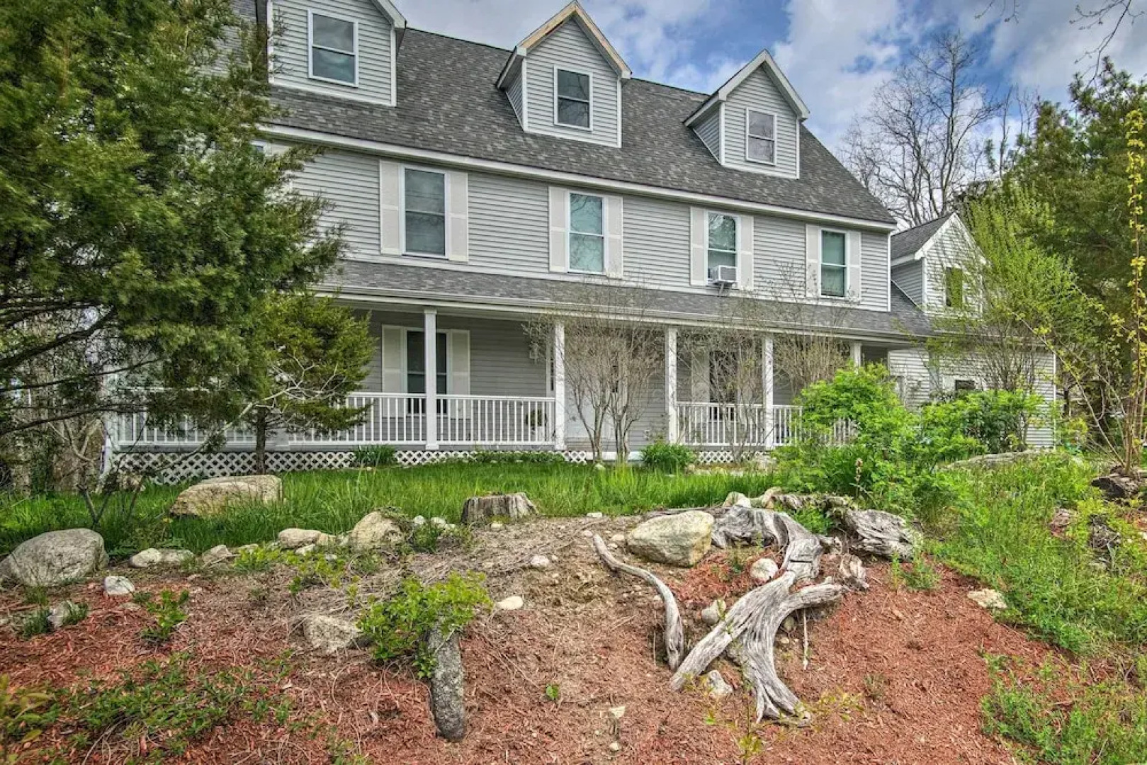 Updated Falmouth Family Home ~ 2 Mi to Beach!