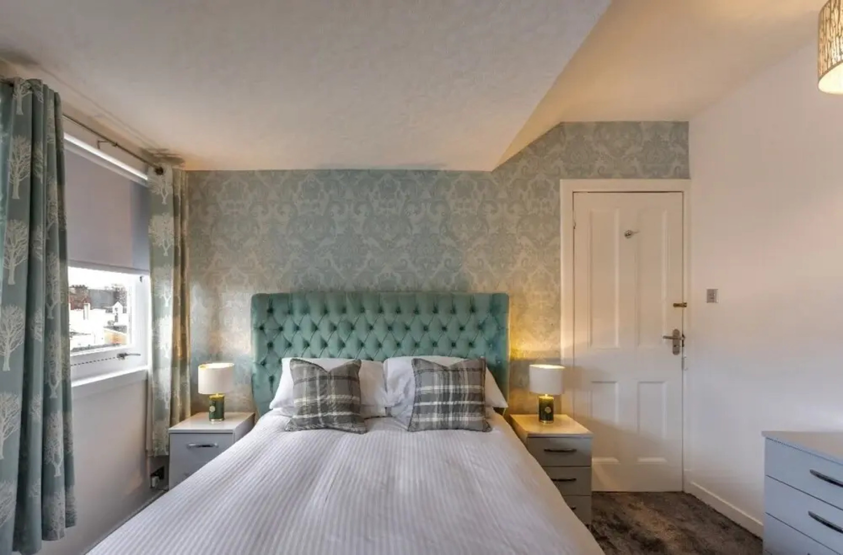 Warm and Welcoming Villa, Perfect Home From Home