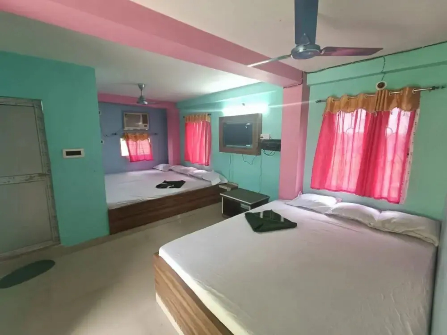 Larica Holiday Inn Tarapith