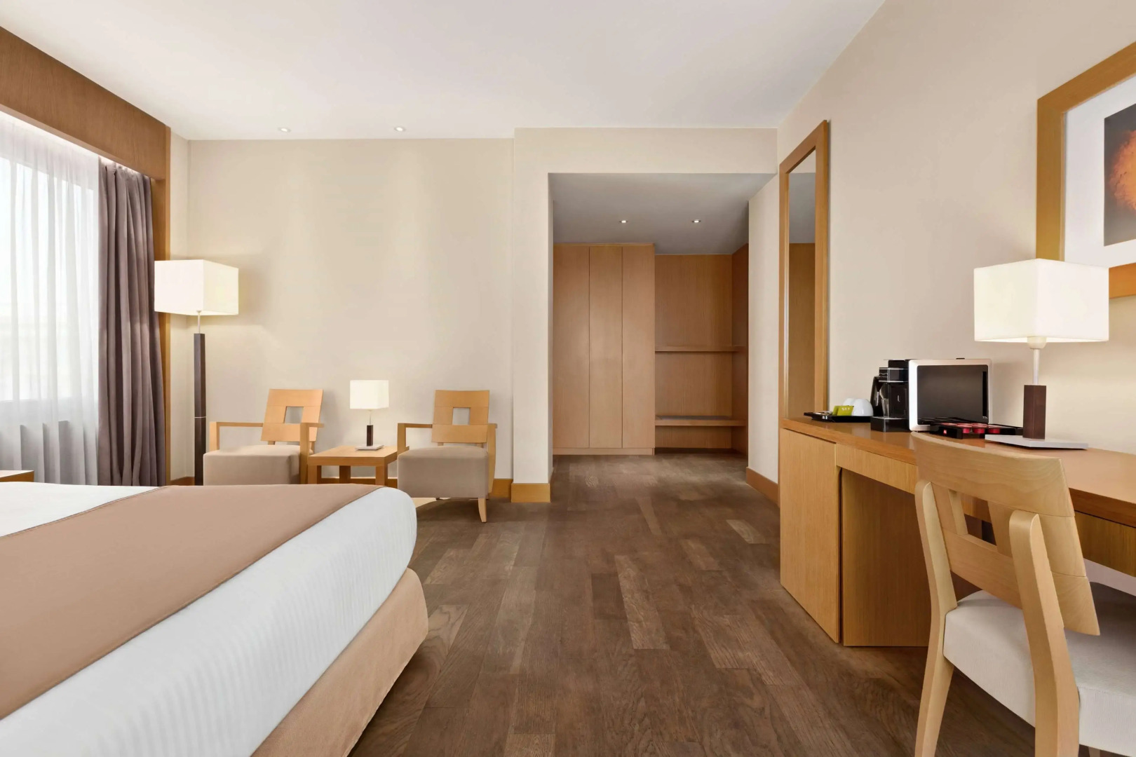 Отель Zeus Thessaloniki Lazart