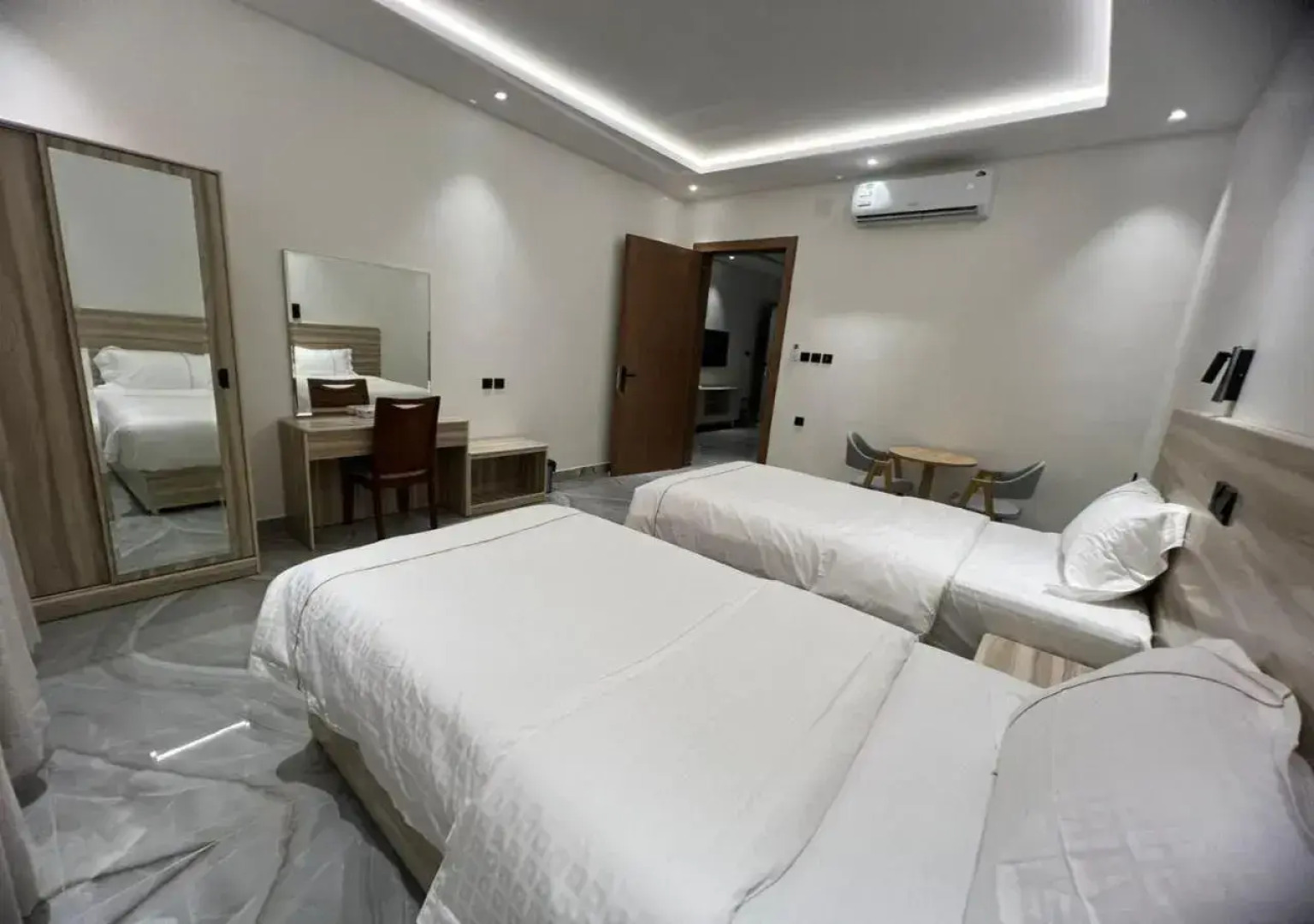 Nakheel Oasis Serviced Apartments