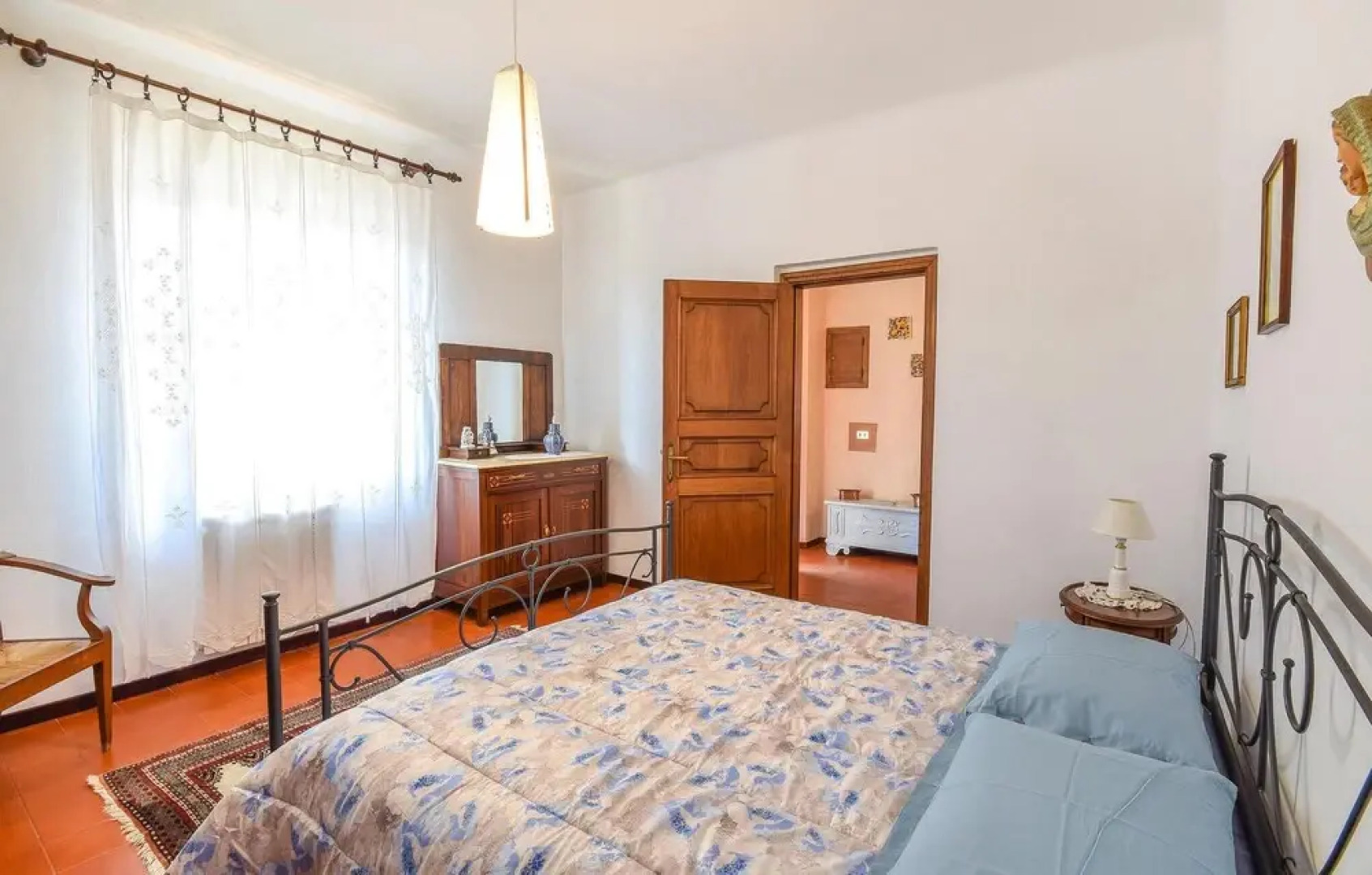 Beautiful Home in Santo Stefano Magra With Wifi and 2 Bedrooms