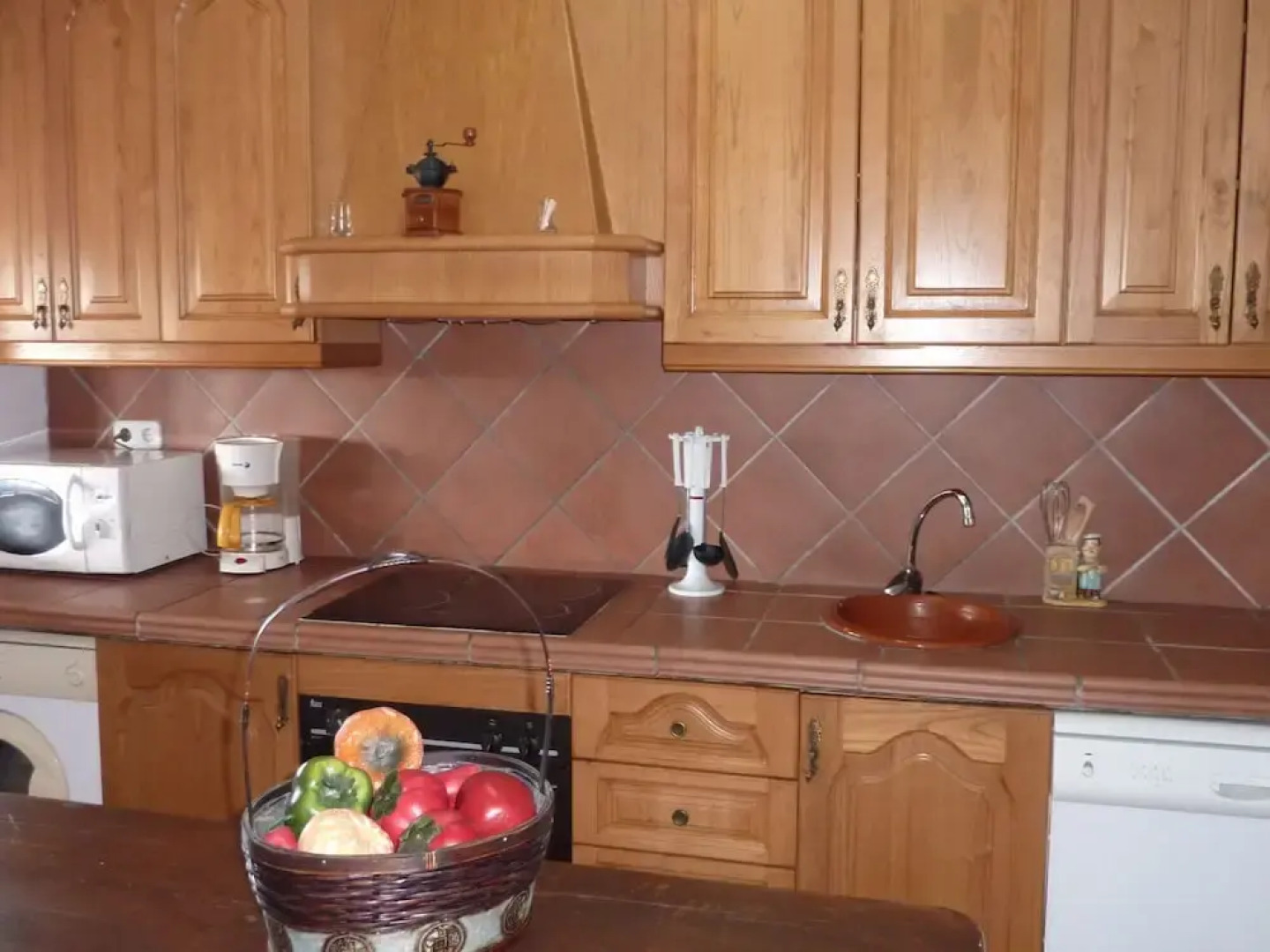 Pretty Cottage in Villanueva de la Concepcion with Pool