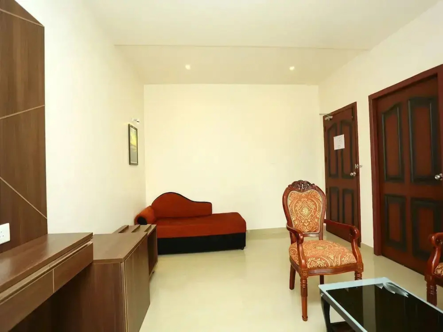 Hotel Padippurayil By OYO Rooms